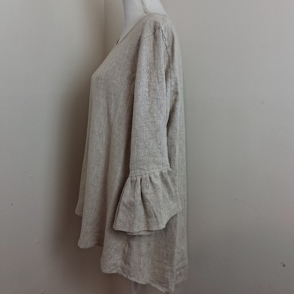 Crown Linen Design European Linen Bell Sleeve Blouse Size Large - Picture 3 of 9